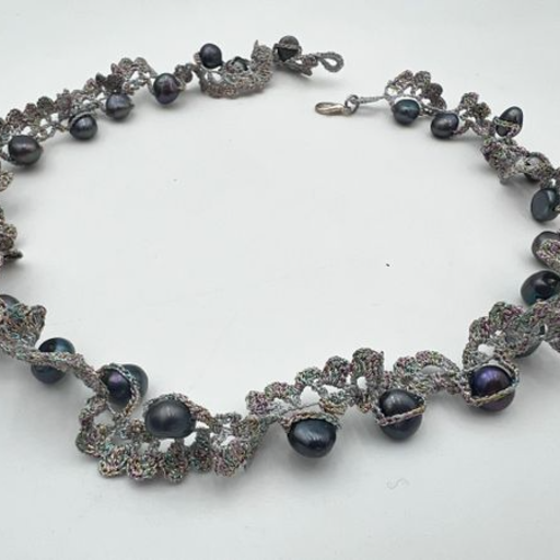 Crochet with Black Pearls (5)