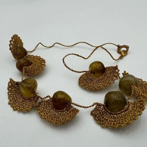 Gold thread on Gem1