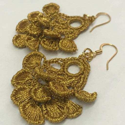 Gold thread.6