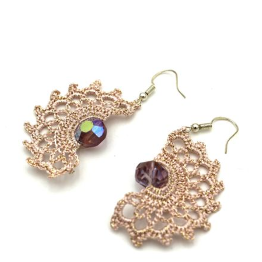 Half moon Light pink with gold2