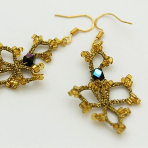 Loving Tatting with Gold Thread1