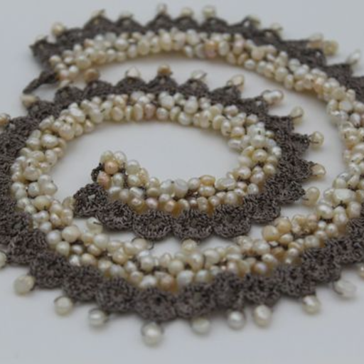Pearls and crochet1