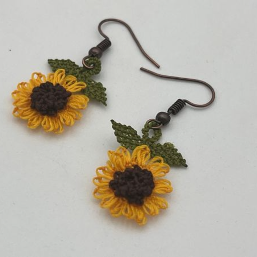 Sunflower earrings2