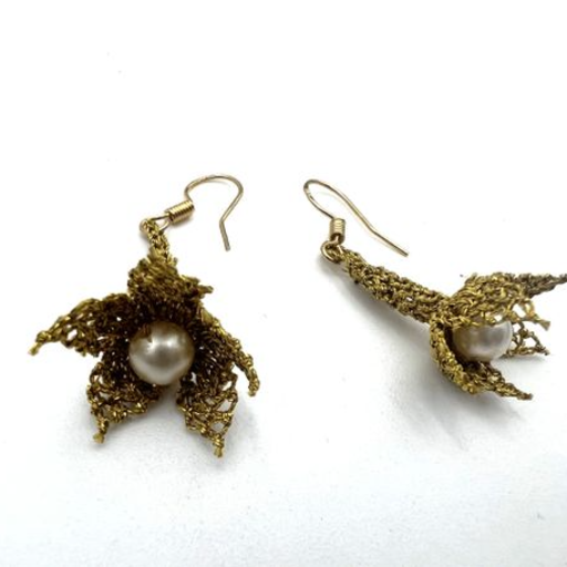 Threaded Elegance3